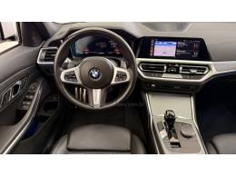 BMW - 320I - 2022/2022 - Branca - R$ 239.900,00