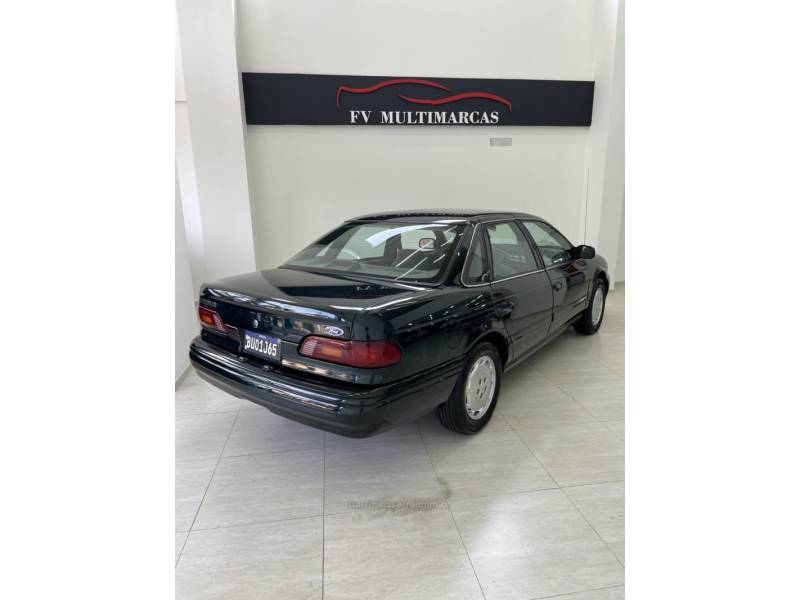 FORD - TAURUS - 1995/1995 - Verde - R$ 69.900,00