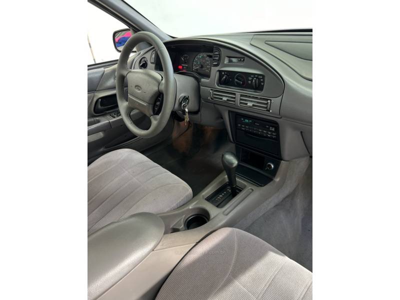FORD - TAURUS - 1995/1995 - Verde - R$ 69.900,00
