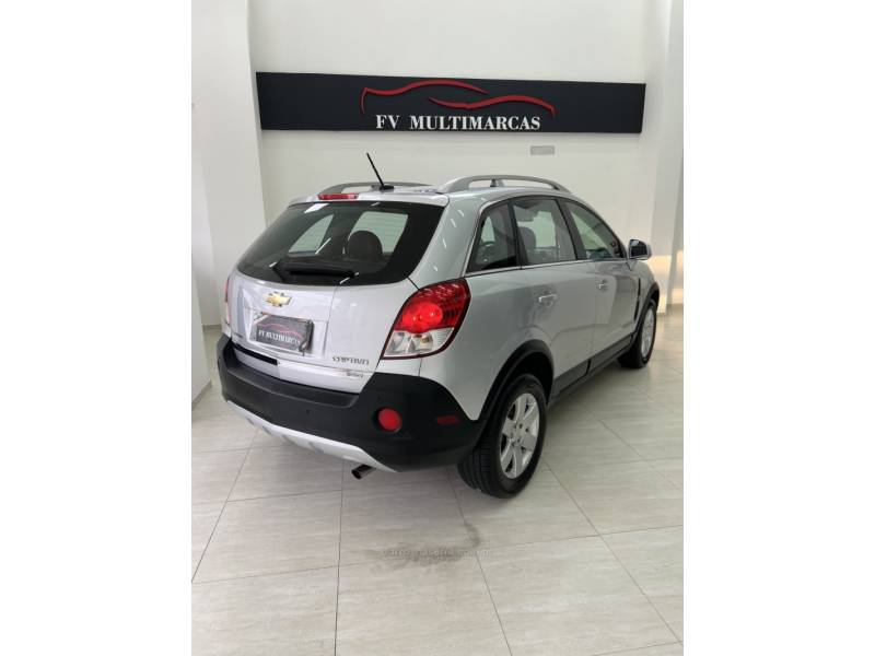 CHEVROLET - CAPTIVA - 2011/2011 - Prata - R$ 46.990,00