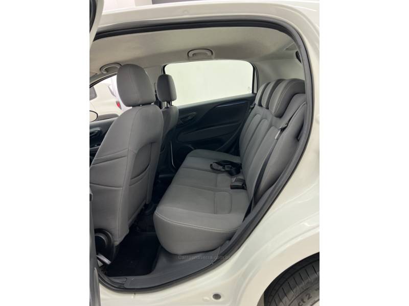 FIAT - PUNTO - 2013/2013 - Branca - R$ 42.990,00