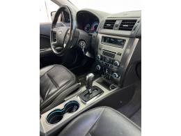 FORD - FUSION - 2010/2011 - Branca - R$ 44.900,00