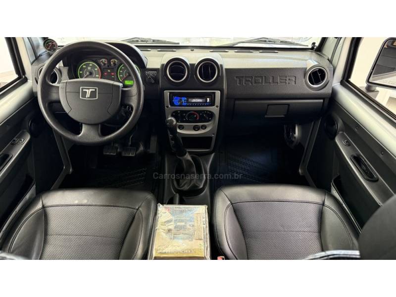 TROLLER - T4 - 2013/2013 - Prata - R$ 114.900,00
