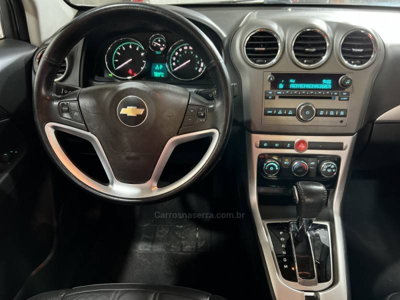CHEVROLET - CAPTIVA - 2011/2011 - Prata - R$ 46.990,00