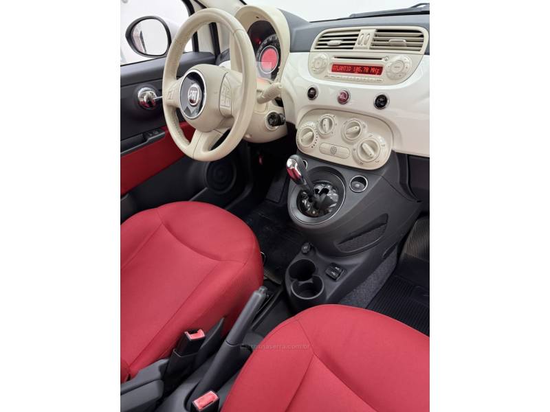 FIAT - 500 - 2015/2015 - Branca - R$ 55.900,00