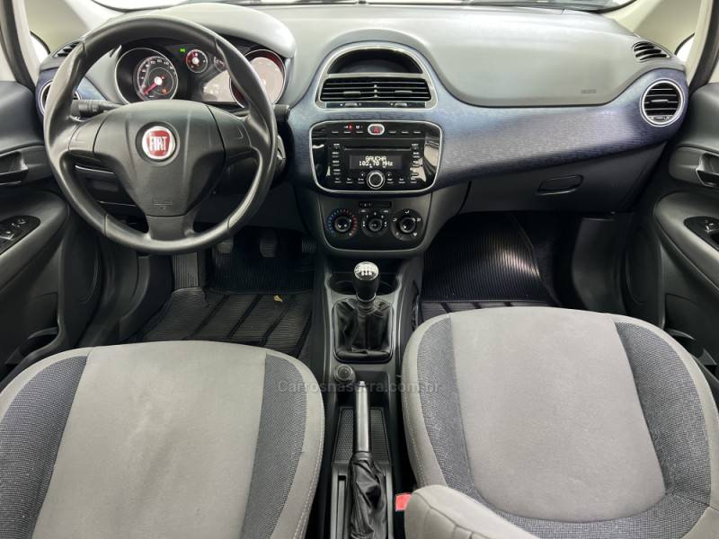 FIAT - PUNTO - 2013/2013 - Branca - R$ 42.990,00