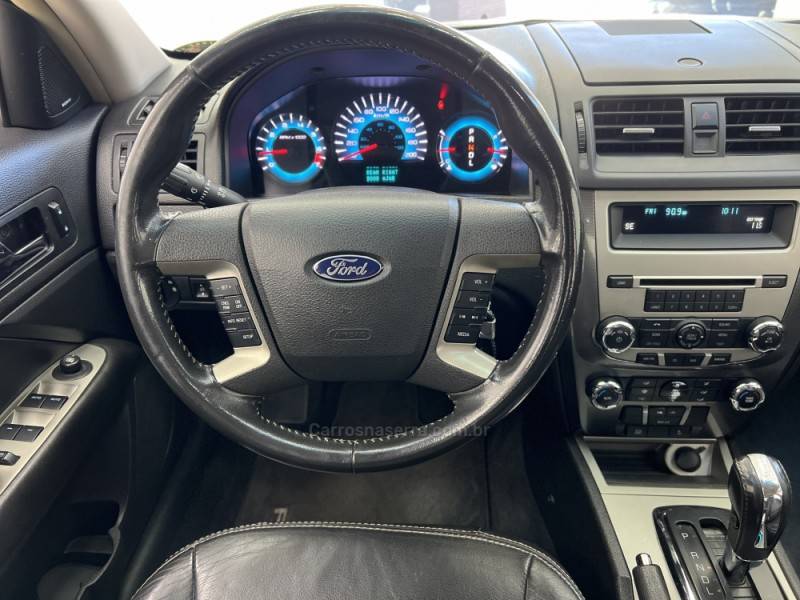 FORD - FUSION - 2010/2011 - Branca - R$ 44.900,00