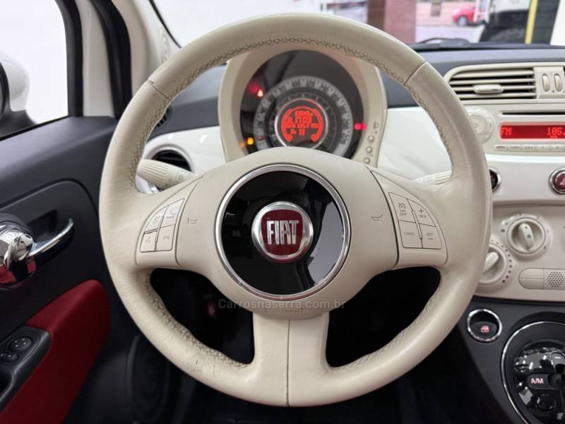 FIAT - 500 - 2015/2015 - Branca - R$ 55.900,00