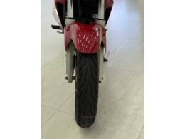 HONDA - CB 300R - 2015/2015 - Vermelha - R$ 14.500,00