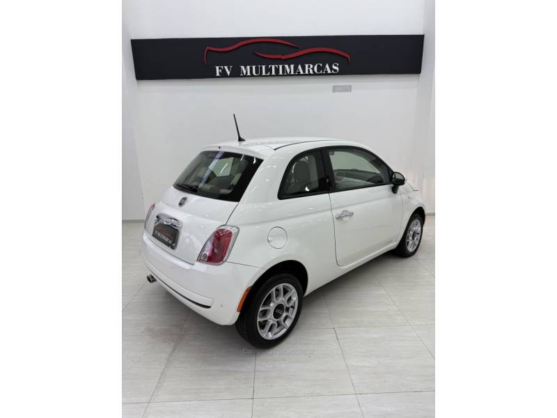 FIAT - 500 - 2015/2015 - Branca - R$ 55.900,00