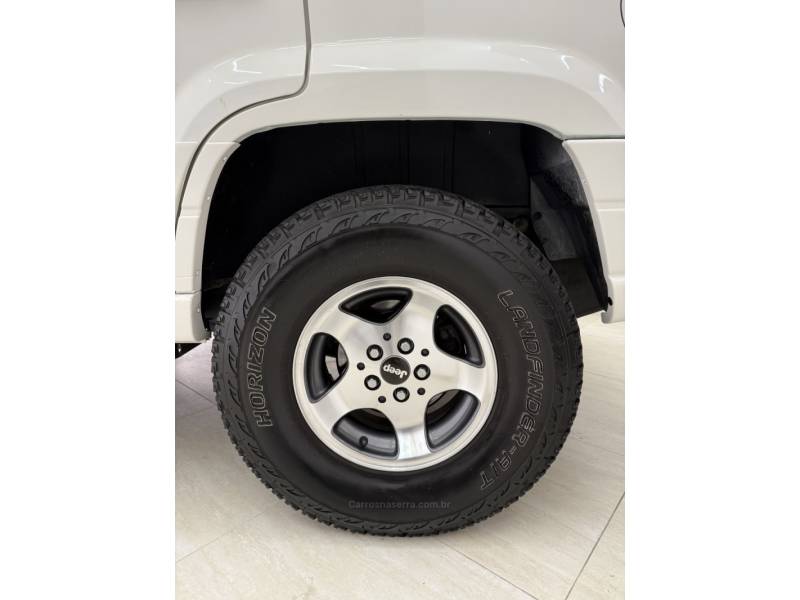 JEEP - GRAND CHEROKEE - 1998/1998 - Branca - R$ 49.900,00