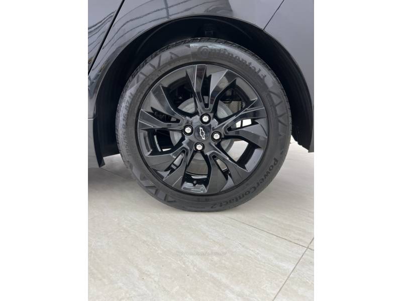 CHEVROLET - ONIX - 2023/2024 - Preta - R$ 99.900,00