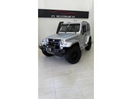 TROLLER - T4 - 2013/2013 - Prata - R$ 114.900,00