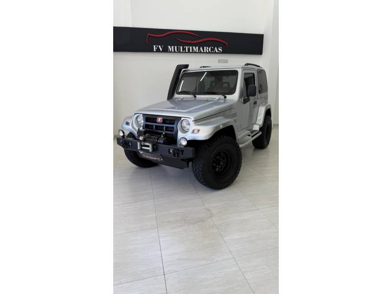 TROLLER - T4 - 2013/2013 - Prata - R$ 114.900,00