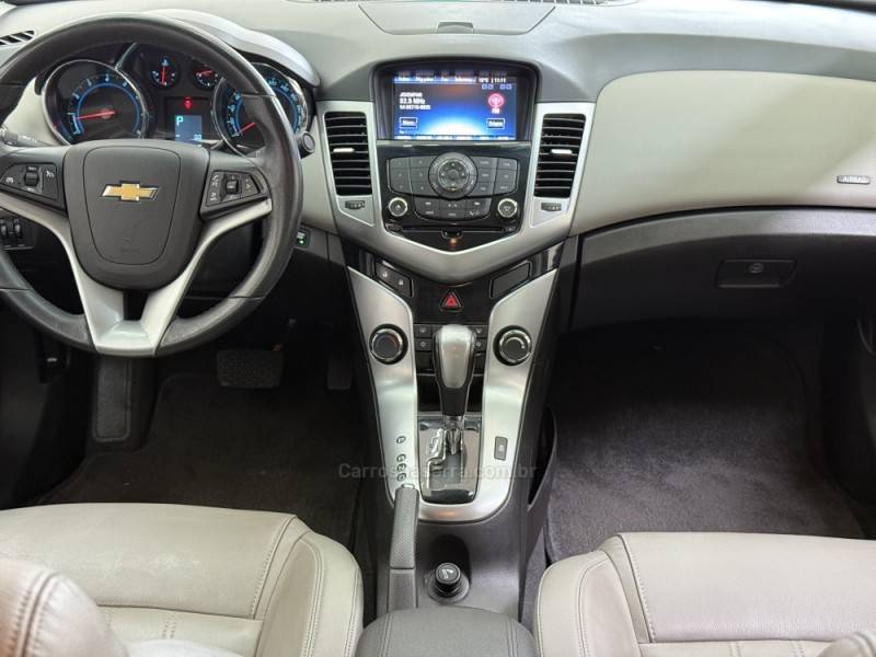 CHEVROLET - CRUZE - 2013/2013 - Prata - R$ 63.900,00