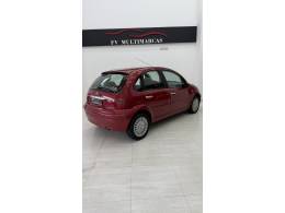 CITROËN - C3 - 2005/2006 - Vermelha - R$ 25.900,00
