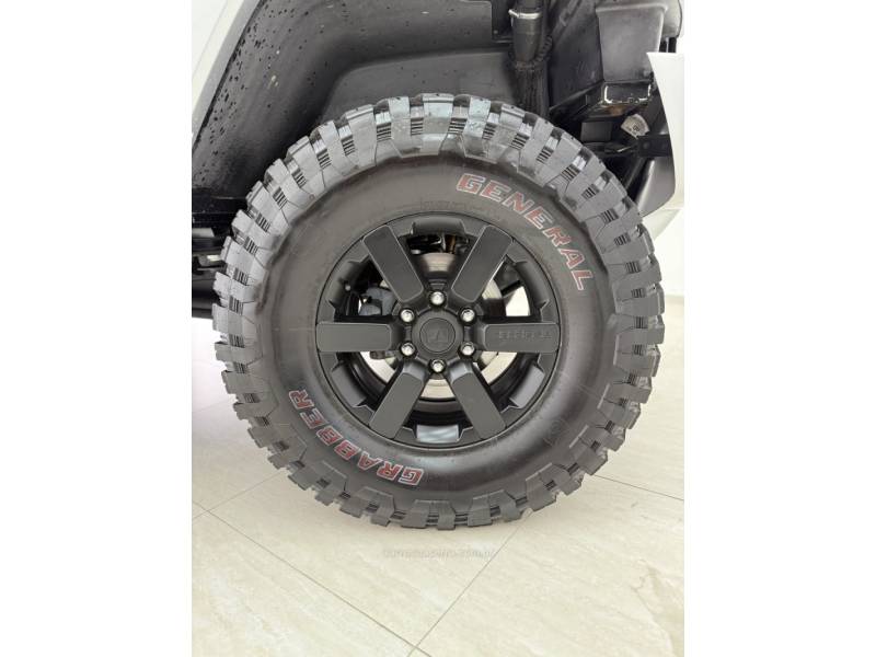 TROLLER - T4 - 2021/2021 - Prata - R$ 255.000,00