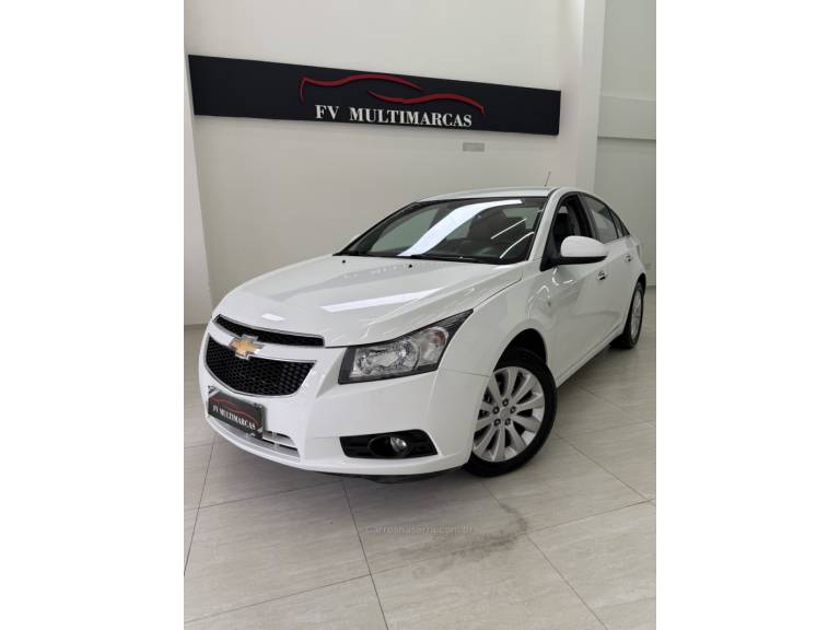CHEVROLET - CRUZE - 2013/2013 - Prata - R$ 63.900,00