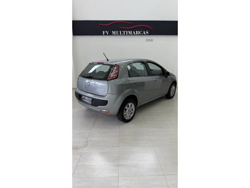 FIAT - PUNTO - 2013/2013 - Cinza - R$ 43.990,00