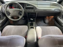 FORD - TAURUS - 1995/1995 - Verde - R$ 69.900,00