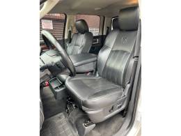 DODGE - RAM - 2011/2012 - Prata - R$ 209.900,00
